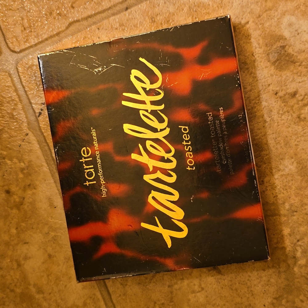 Tarte Tartlette Toasted palette